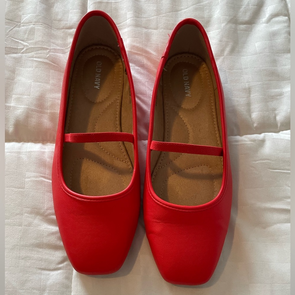 Old Navy Red Square-Toe Flats